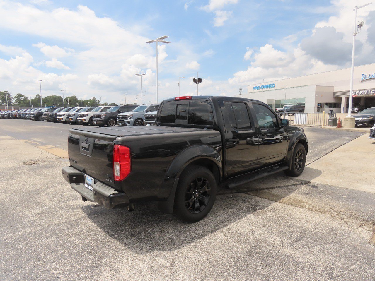 Used 2020 Nissan Frontier SV w/ Midnight Edition Floor Mats RWD image 11