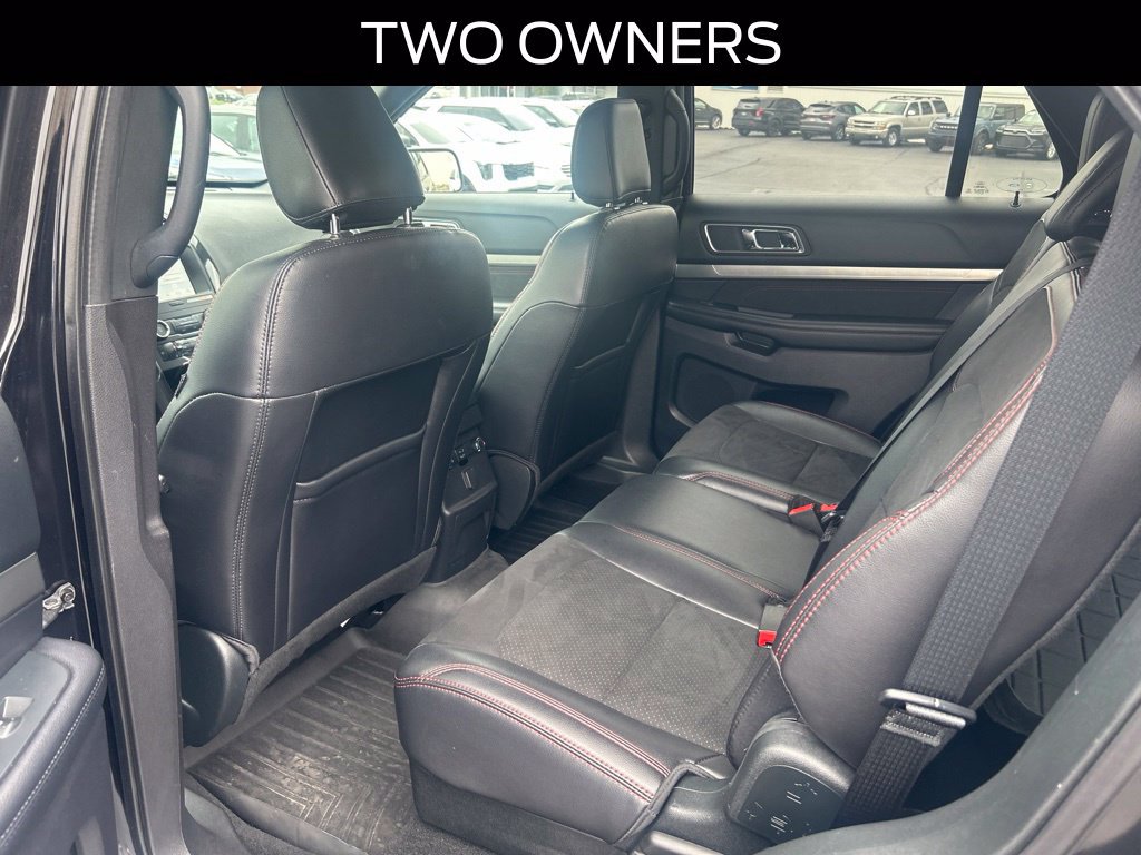 Certified 2019 Ford Explorer XLT w/ Equipment Group 202A AWD/4WD image 9