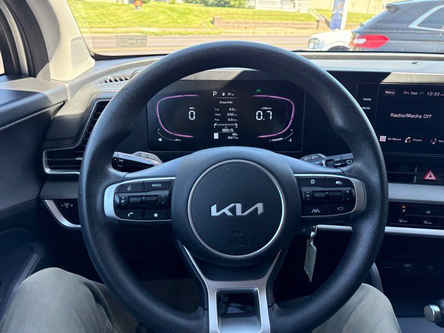 Used 2025 Kia Sportage LX AWD/4WD image 18