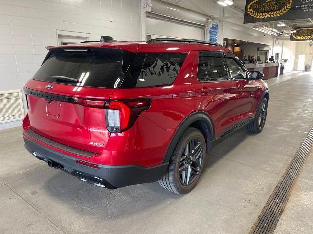 Certified 2025 Ford Explorer ST-Line w/ Premium Package AWD/4WD image 8