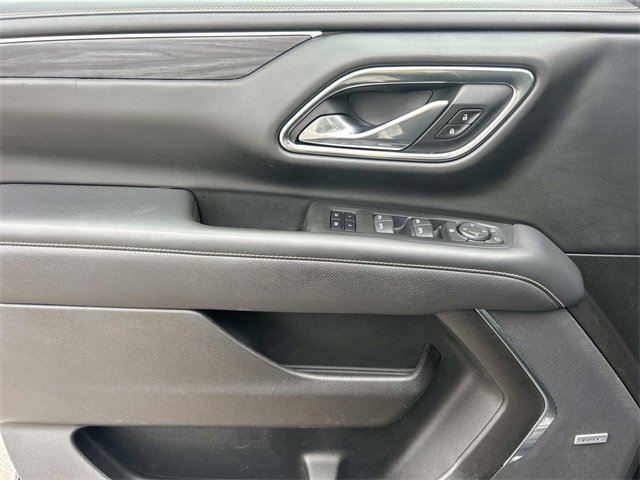 Used 2021 GMC Yukon XL SLT image 34