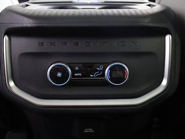 Certified 2025 Ford Expedition Active AWD/4WD image 25
