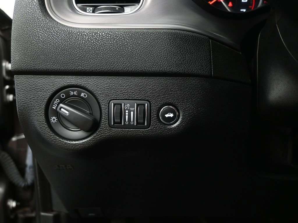 Used 2023 Dodge Charger R/T image 39