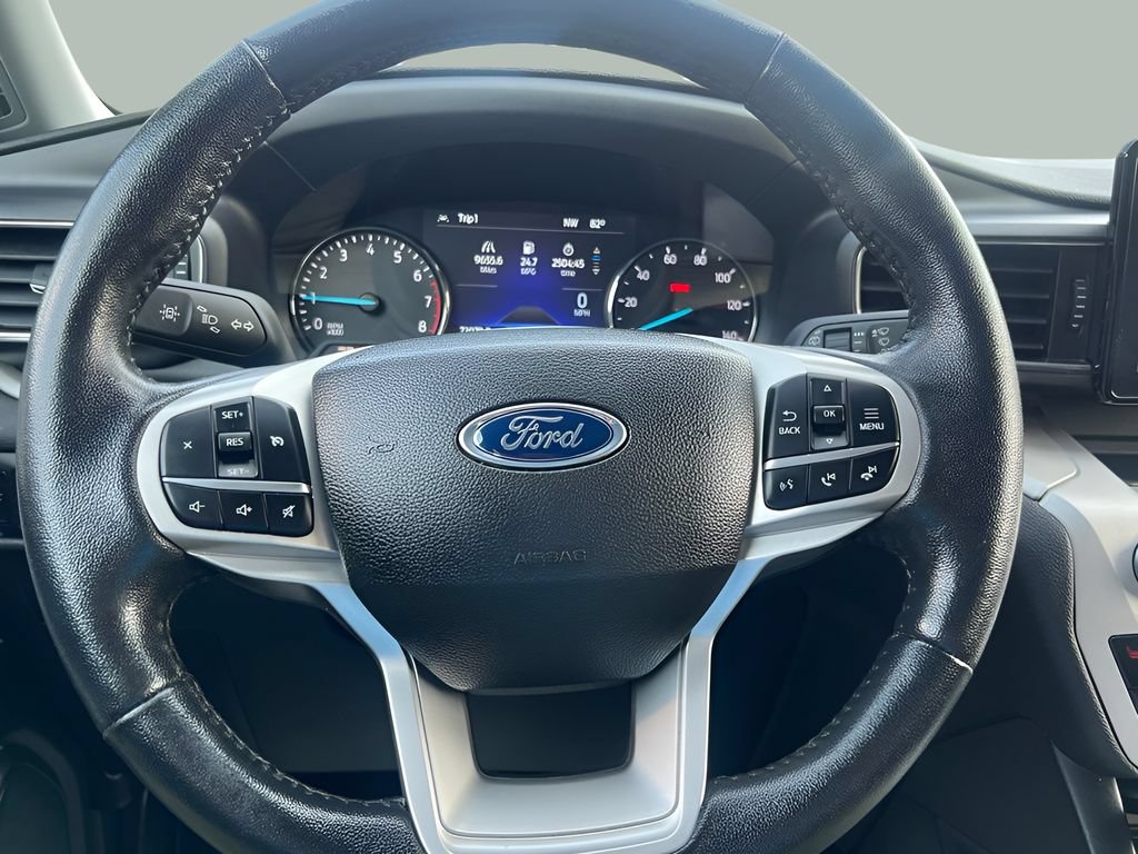 Certified 2023 Ford Explorer XLT w/ Equipment Group 202A AWD/4WD image 15