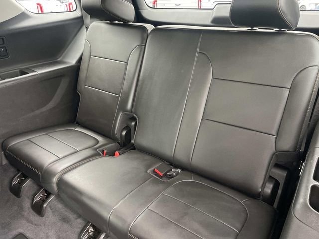 Used 2021 Chevrolet Traverse Premier w/ Redline Edition image 33