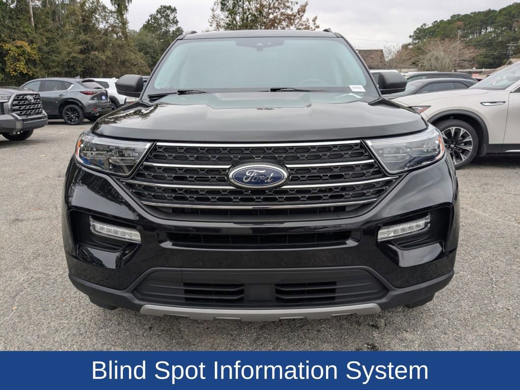 Certified 2023 Ford Explorer XLT w/ Equipment Group 202A image 9