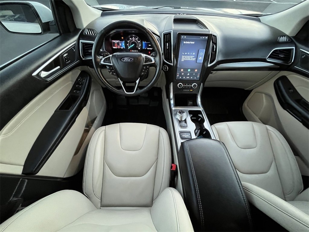 Certified 2022 Ford Edge Titanium w/ Class II Trailer Tow Package image 21