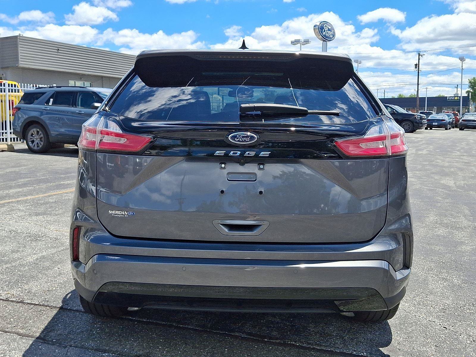 Certified 2024 Ford Edge ST-Line AWD/4WD image 5