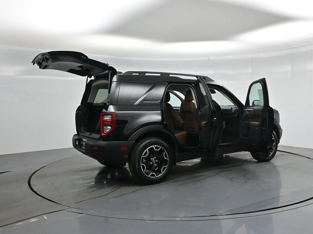 Certified 2025 Ford Bronco Sport Outer Banks w/ Outer Banks Tech Package+ image 35