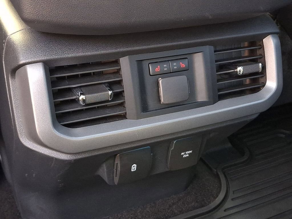 Certified 2022 Ford F150 Lariat w/ Equipment Group 502A High image 11