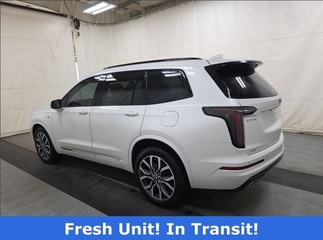 Used 2024 Cadillac XT6 Sport w/ Technology Package AWD/4WD image 3