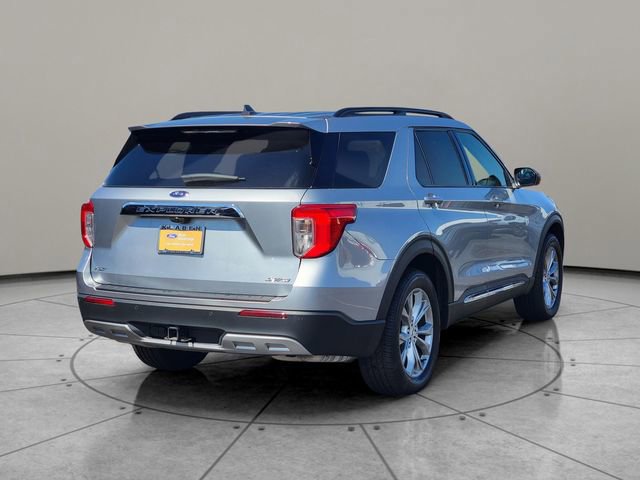 Certified 2023 Ford Explorer XLT w/ Equipment Group 202A AWD/4WD image 4