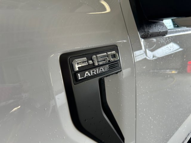 Certified 2022 Ford F150 Lariat w/ Equipment Group 502A High image 24