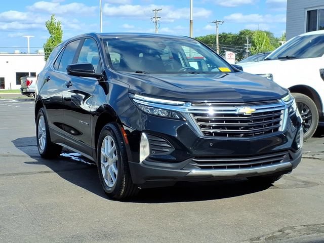 Used 2023 Chevrolet Equinox LT FWD image 3