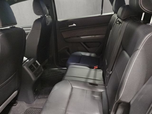 Used 2022 Volkswagen Atlas Cross Sport SE AWD/4WD image 22