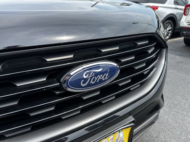 Certified 2022 Ford Edge SEL w/ Sport Appearance Package AWD/4WD image 10