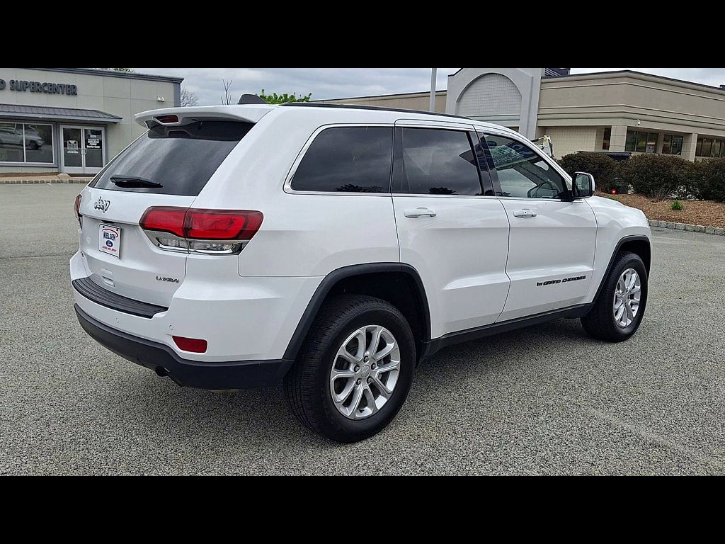 Used 2022 Jeep Grand Cherokee Laredo E AWD/4WD image 8