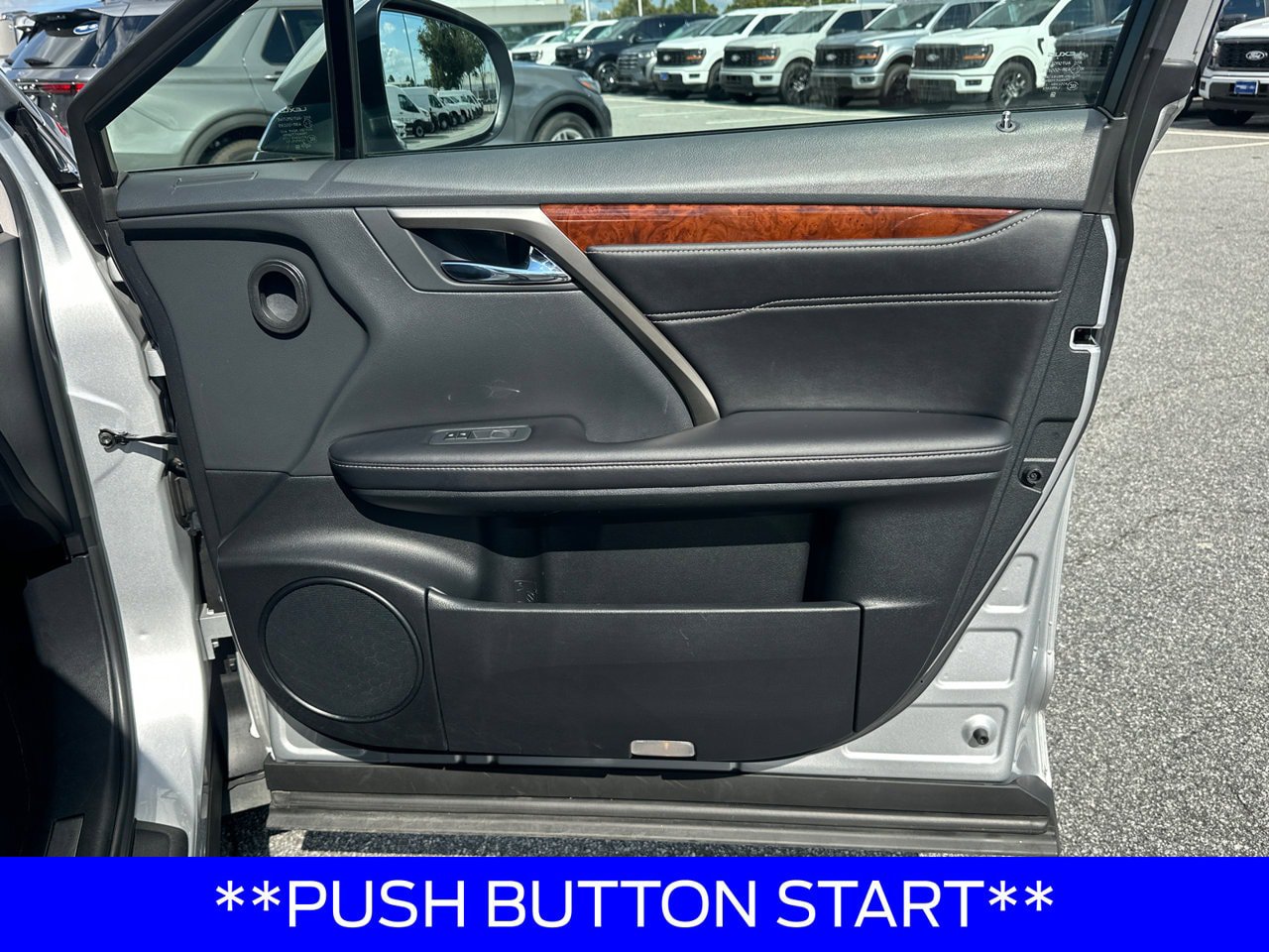 Used 2018 Lexus RX 350L FWD w/ Premium Package image 16