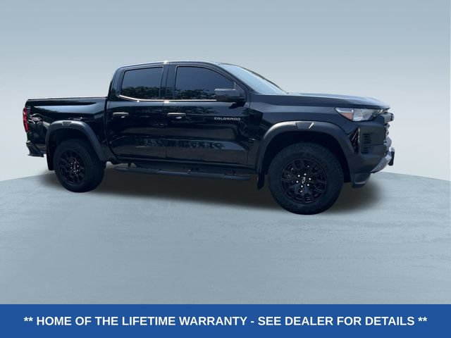 Used 2025 Chevrolet Colorado Trail Boss AWD/4WD image 2