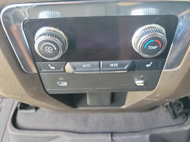 Used 2024 GMC Yukon XL SLT w/ SLT Premium Package AWD/4WD image 20