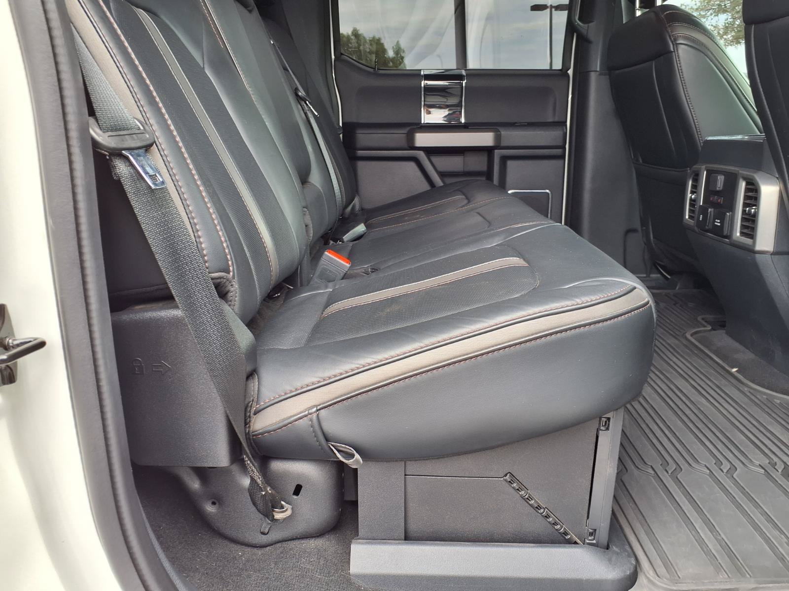 Certified 2022 Ford F450 Platinum w/ FX4 Off-Road Package AWD/4WD image 14
