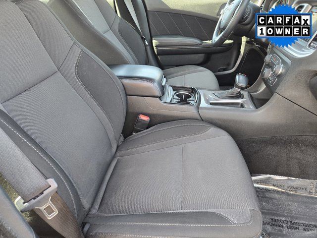 Used 2022 Dodge Charger SXT w/ Blacktop Package image 12