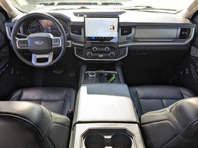 Certified 2024 Ford Expedition XLT image 37