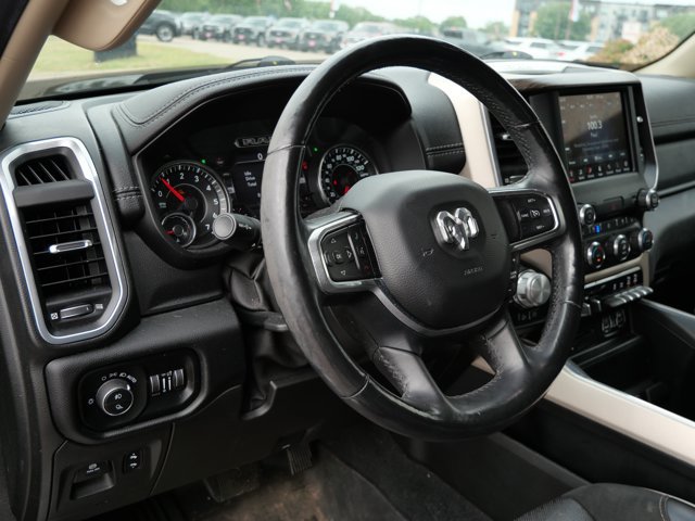 Used 2019 RAM 1500 Laramie AWD/4WD image 13