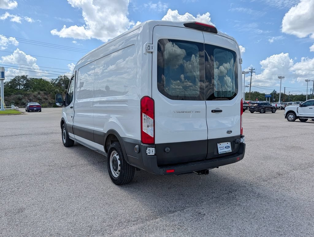 Certified 2020 Ford Transit 250 Medium Roof RWD image 5