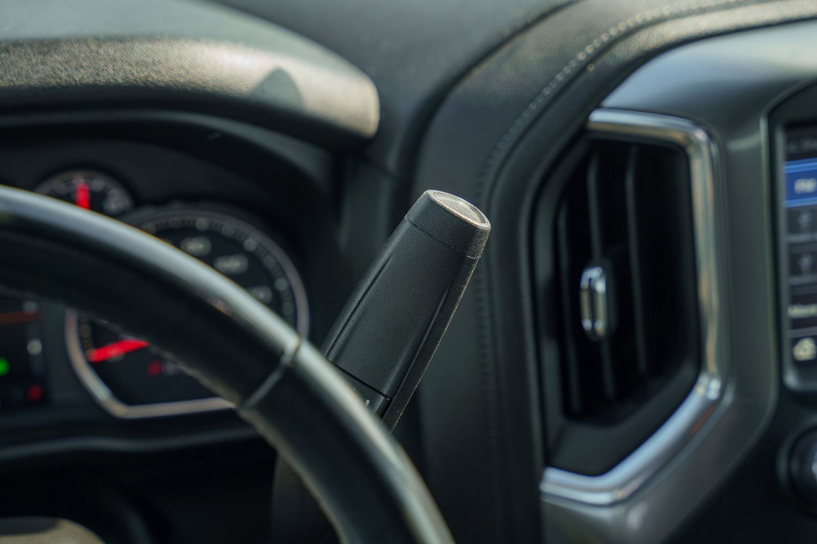 Used 2023 Chevrolet Silverado 2500 LT w/ Gooseneck/5TH Wheel Package image 38