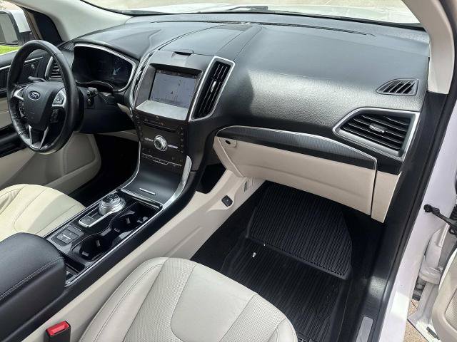 Certified 2019 Ford Edge Titanium w/ Equipment Group 301A FWD image 14