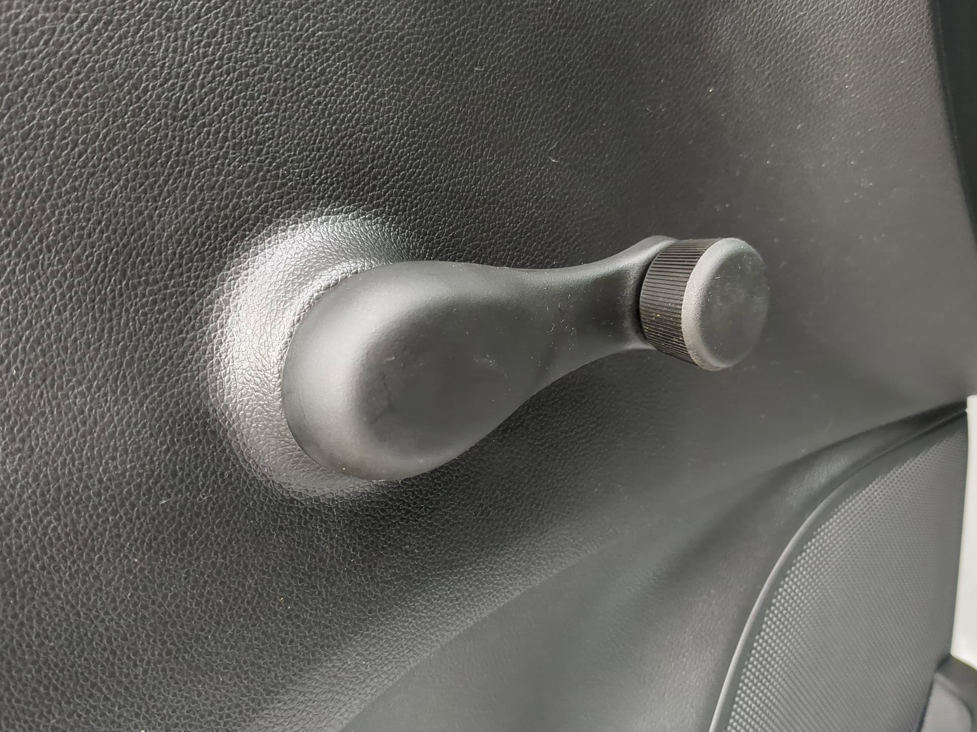 Used 2020 Chevrolet Spark LS image 45