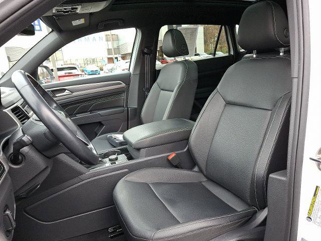 Used 2020 Volkswagen Atlas Cross Sport SEL image 13