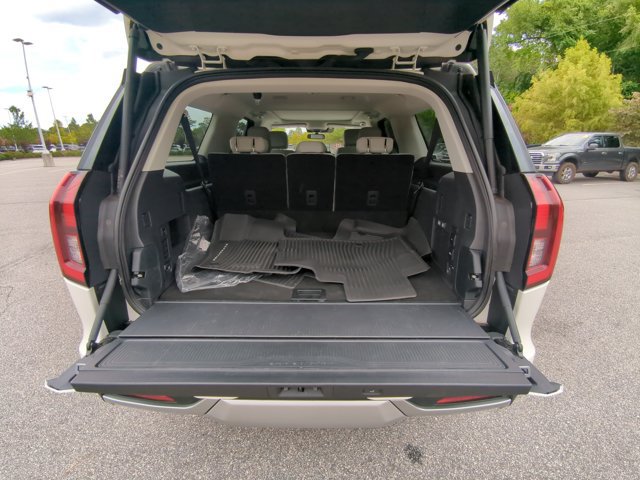Certified 2025 Ford Expedition Max Platinum w/ Platinum Ultimate Package AWD/4WD image 26