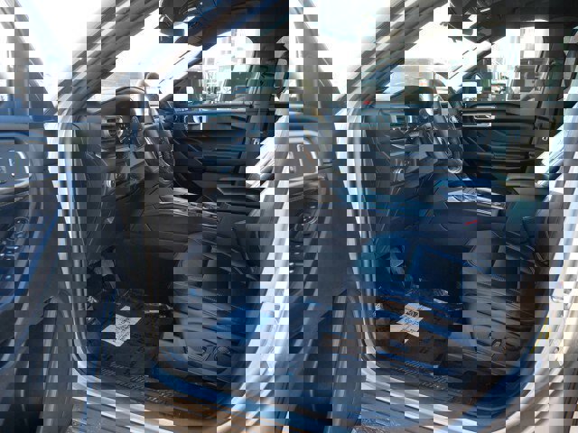 Certified 2020 Ford Explorer XLT w/ Equipment Group 202A image 12