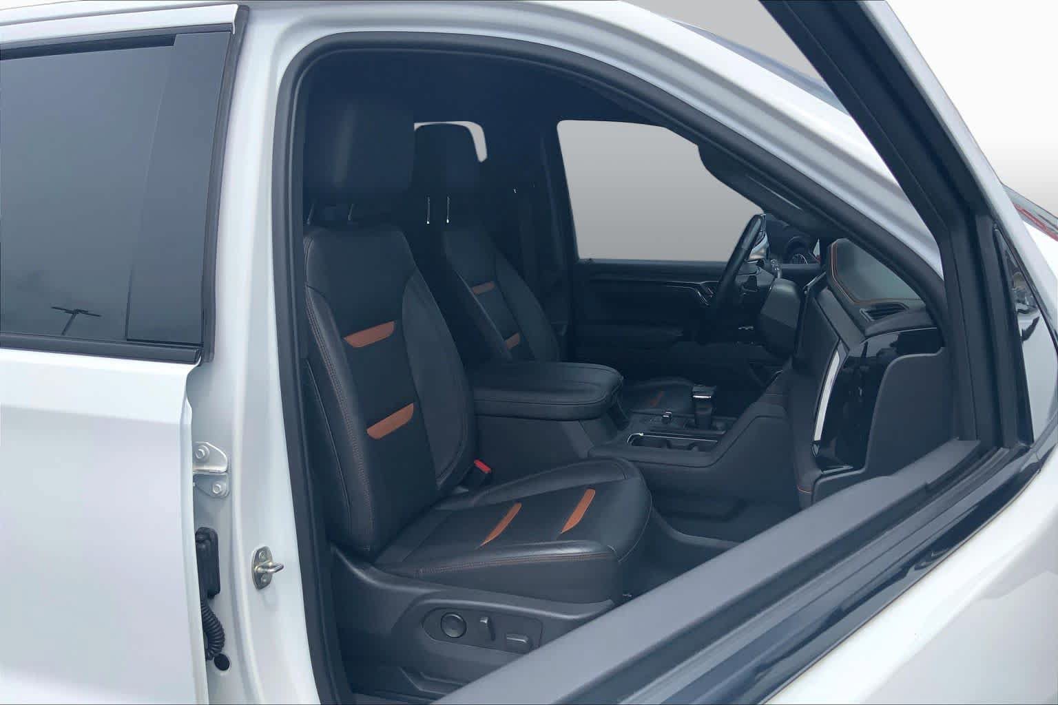 Used 2023 GMC Sierra 1500 AT4 AWD/4WD image 9
