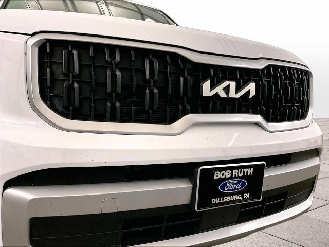 Used 2024 Kia Telluride EX w/ EX Captain's Chair Package AWD/4WD image 30