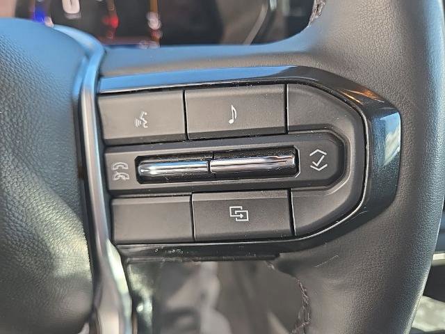 Used 2023 Chevrolet Colorado LT w/ LT Convenience Package AWD/4WD image 21