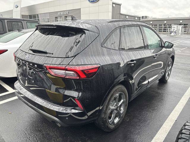 Certified 2024 Ford Escape ST-Line w/ Tech Pack #1 image 4