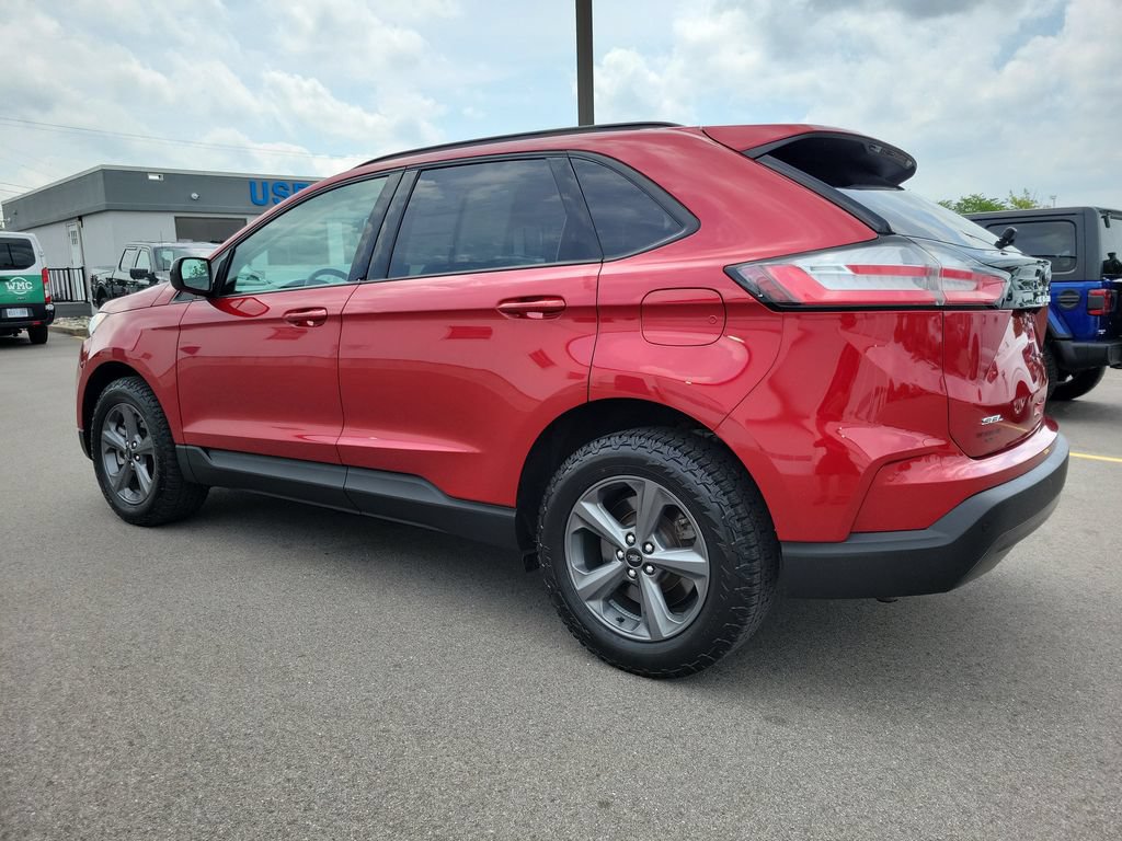 Certified 2023 Ford Edge SEL w/ Sport Appearance Package AWD/4WD image 3