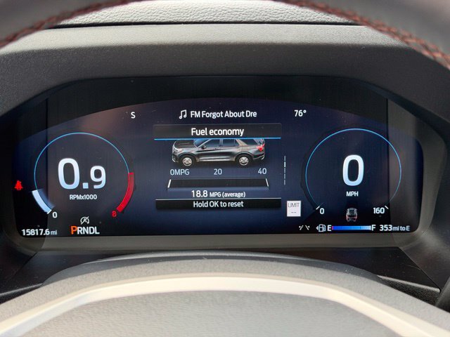 Certified 2025 Ford Explorer Active AWD/4WD image 15