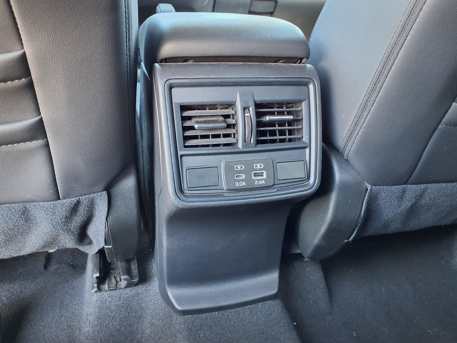 Used 2025 Subaru Forester Premium AWD/4WD image 18