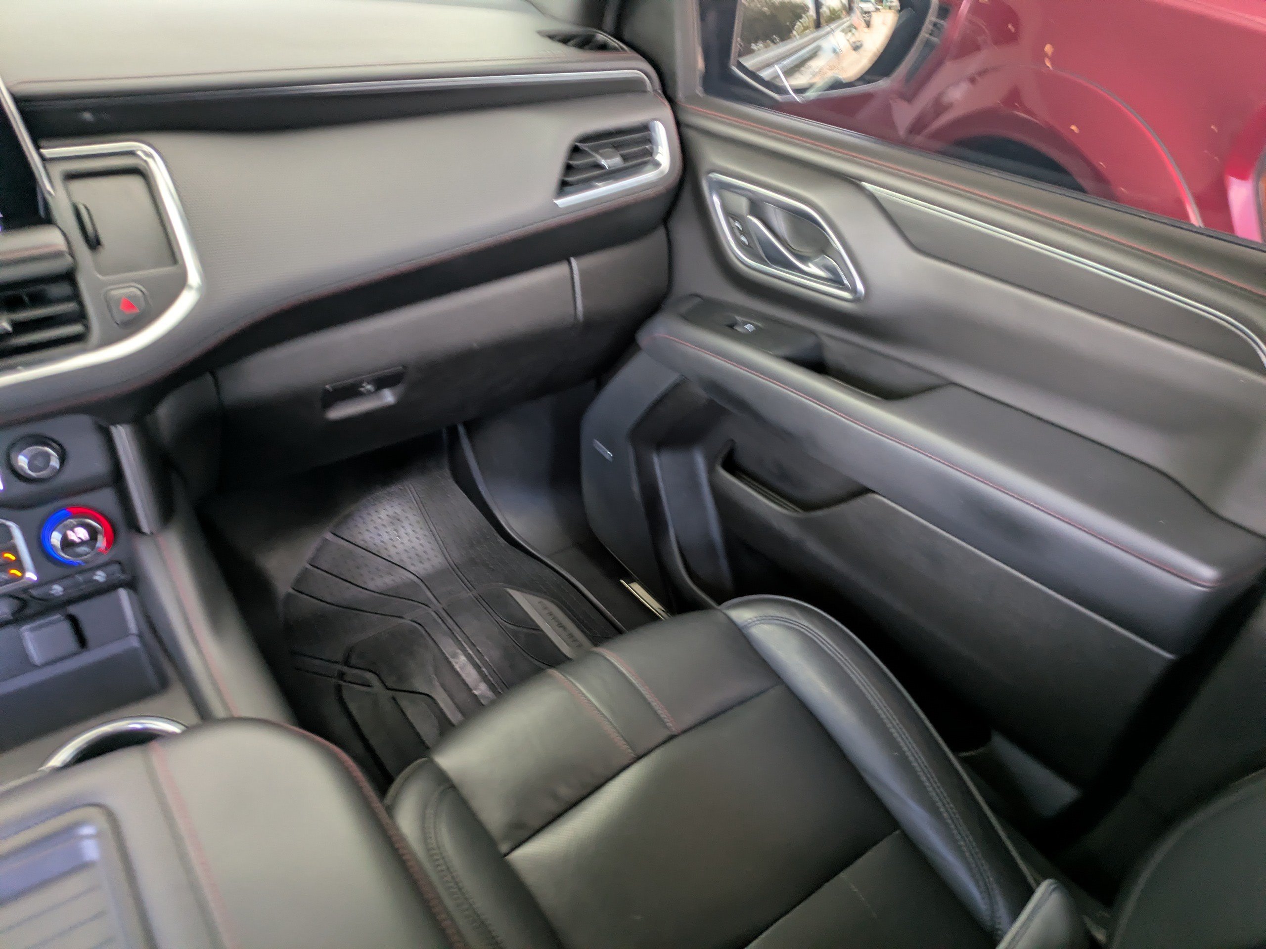 Used 2021 Chevrolet Tahoe RST w/ Luxury Package RWD image 18