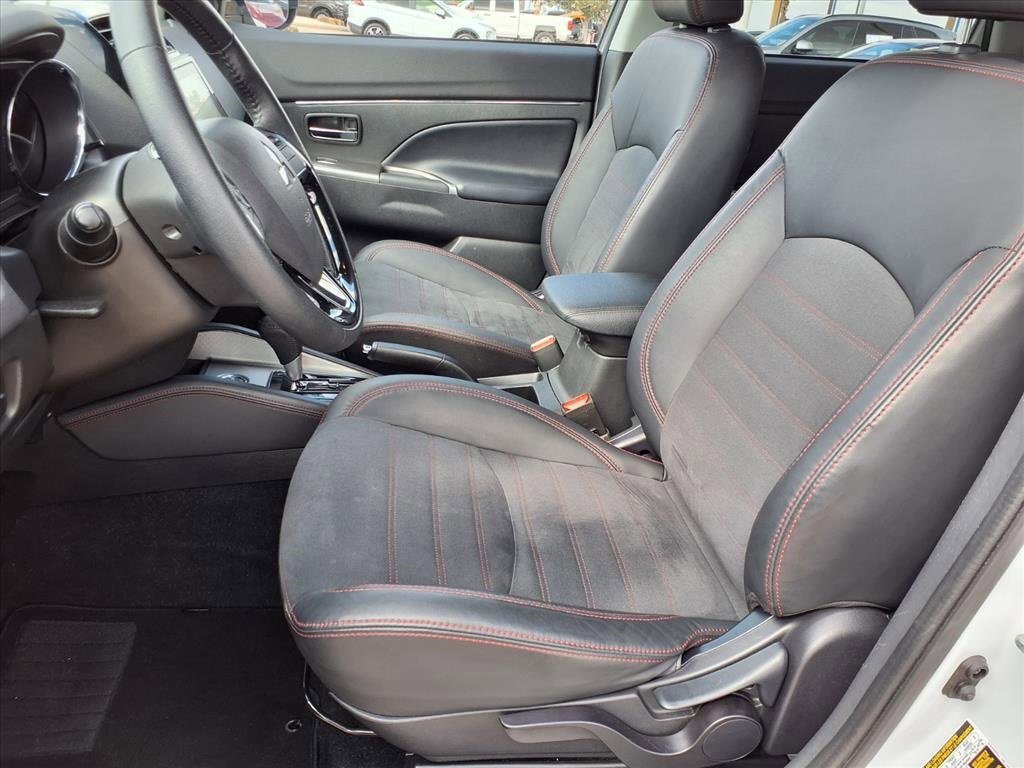 Used 2023 Mitsubishi Outlander Sport ES image 24