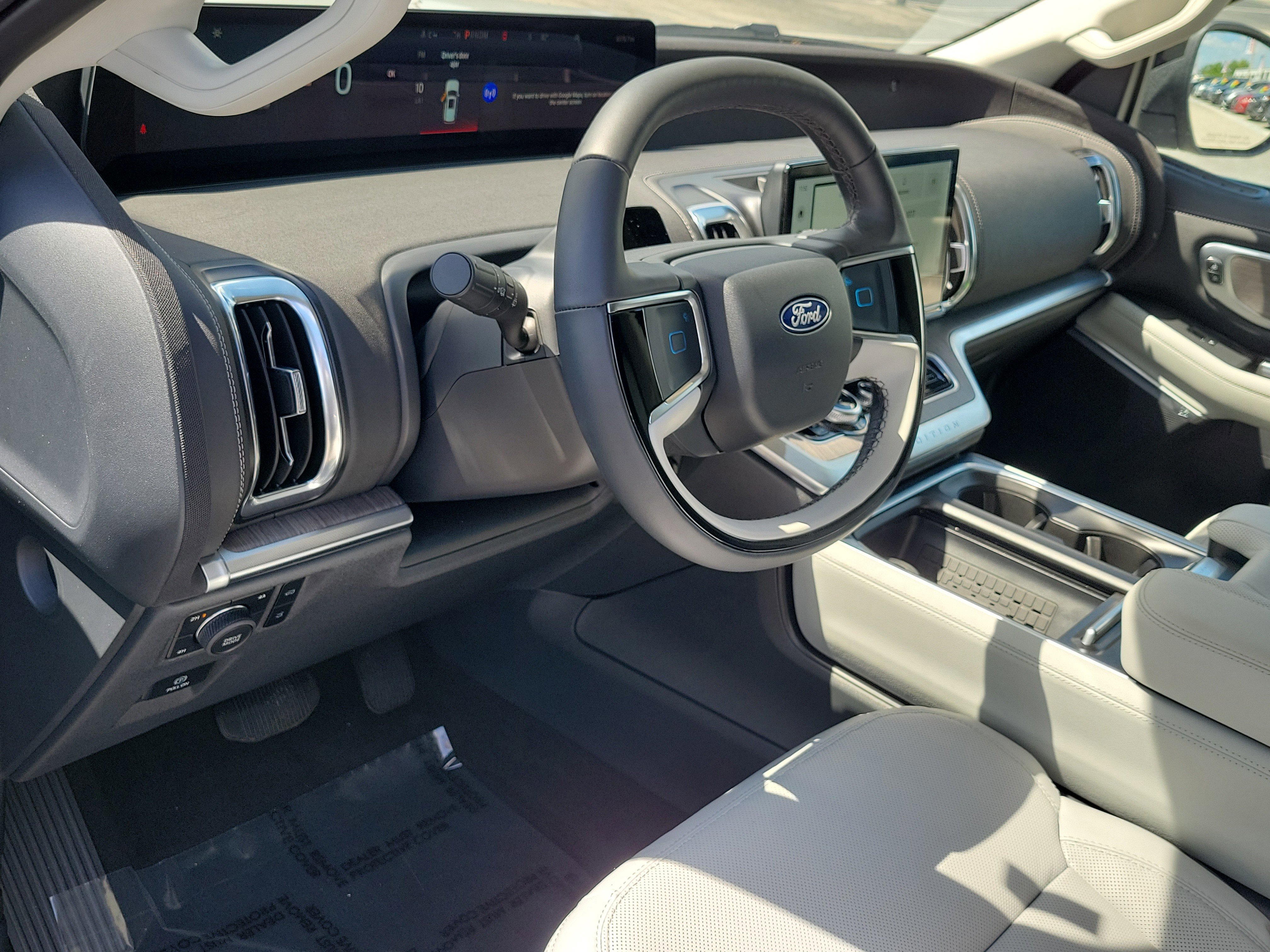 Certified 2025 Ford Expedition Platinum w/ Platinum Ultimate Package image 23