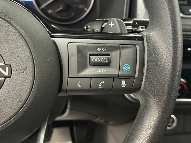 Used 2023 Nissan Rogue SV AWD/4WD image 18