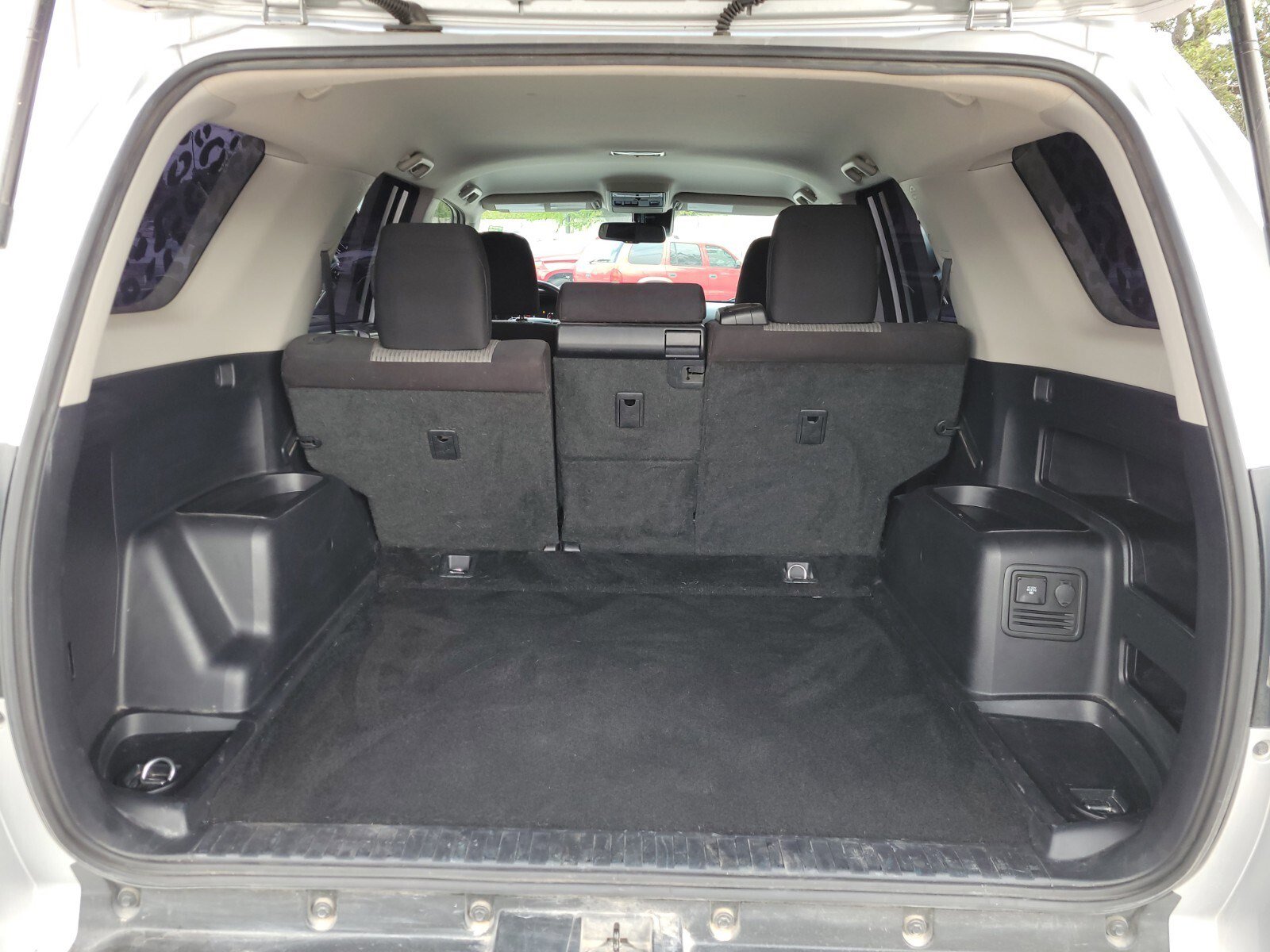 Used 2022 Toyota 4Runner SR5 image 28