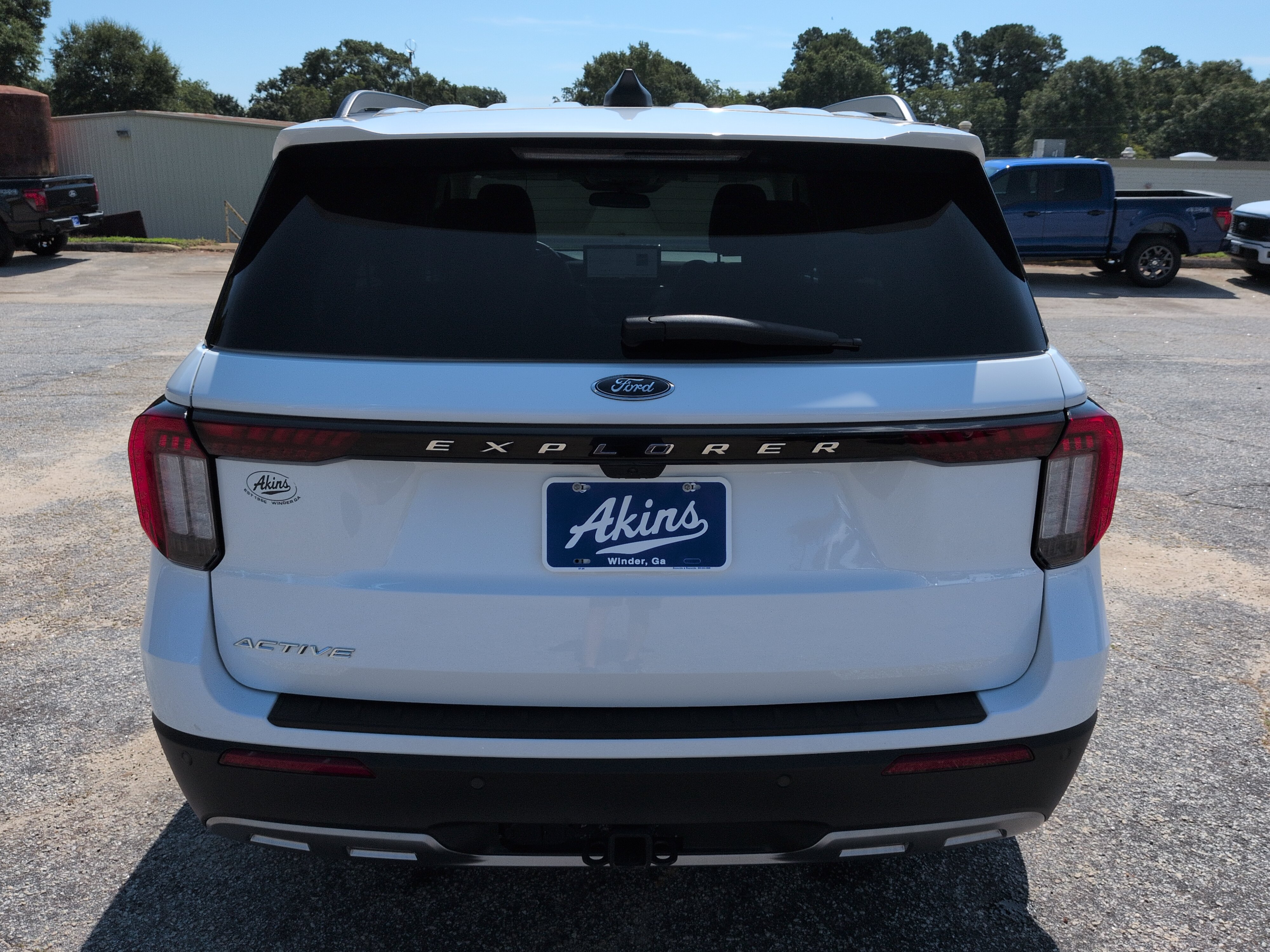 Certified 2025 Ford Explorer Active w/ Active Comfort Package RWD image 4