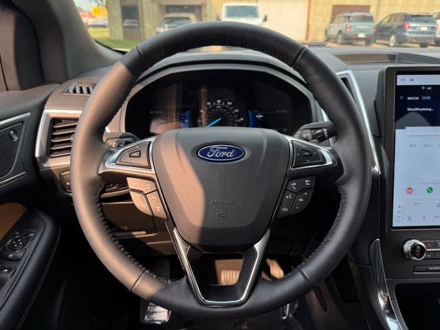 Certified 2024 Ford Edge Titanium w/ Titanium Elite Package AWD/4WD image 35