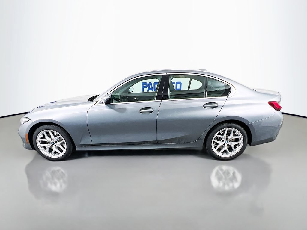 Used 2025 BMW 330i xDrive Sedan AWD/4WD image 5